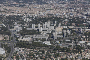 France, Gard (30), Nîmes, quartier Pissevin et Valdegour  (vue aérienne)