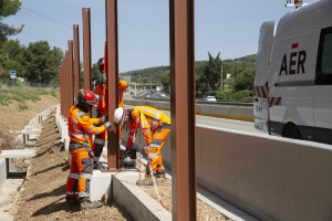 France, Var (83), Chantier AER d'écrans acoustiques pour ESCOTA.